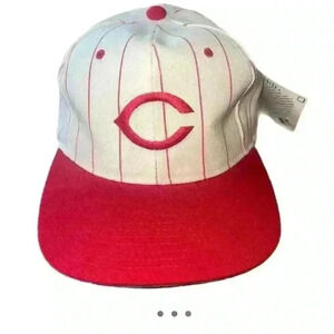 Vintage 90s collectible Cincinnati reds hat